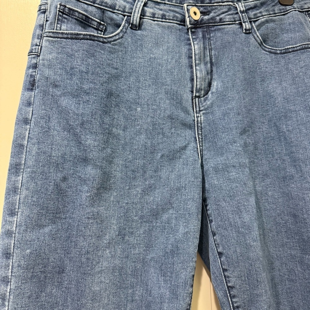 Soft Surroundings Women’s Arabella Crop Ruffle Hem Rhinestone Jeans - Picture 7 of 7